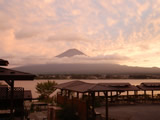 ＢＢＱハウスから望む富士山と河口湖