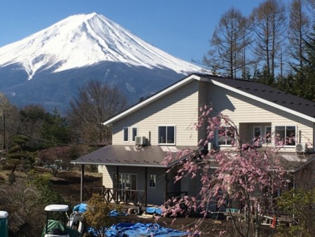 D棟と富士山の佇まい